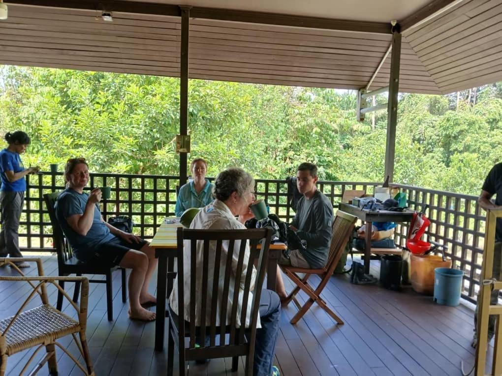 Mulu Tribal Homestay Exterior foto